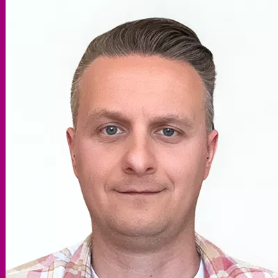 dr Adrian Falkowski